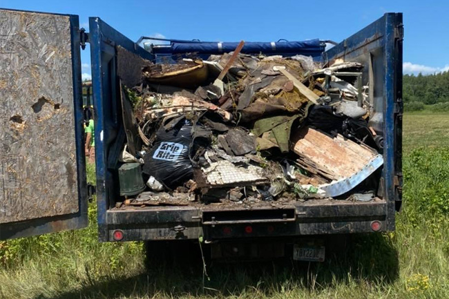 Selecting High-Standard Commercial and Residential Junk Removal Services for Renovations