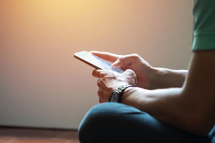 Data-Friendly Phone Plans Keeping Remote Employees Connected Without Interruptions